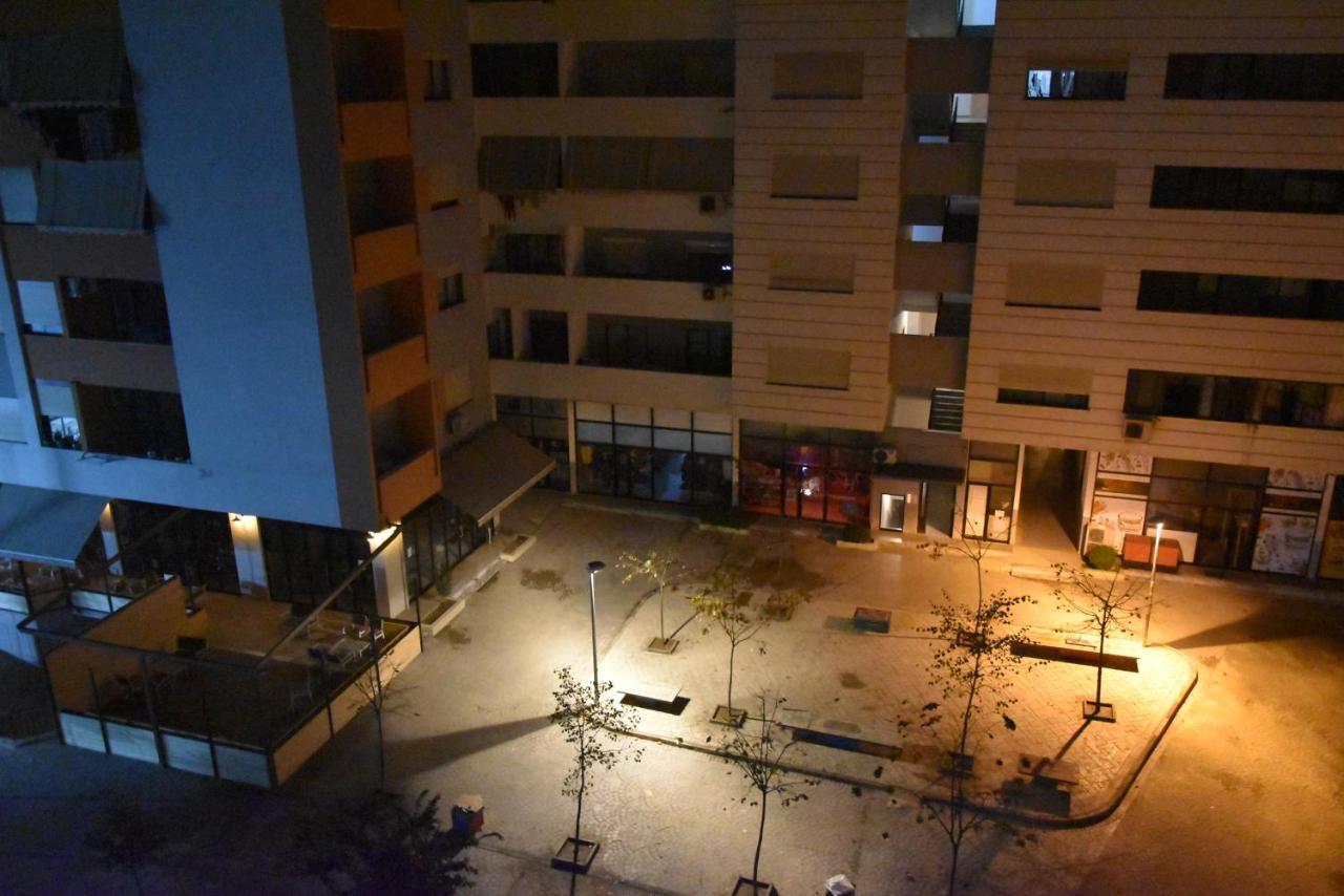 Park Hotel Tirana Yzberish ภายนอก รูปภาพ