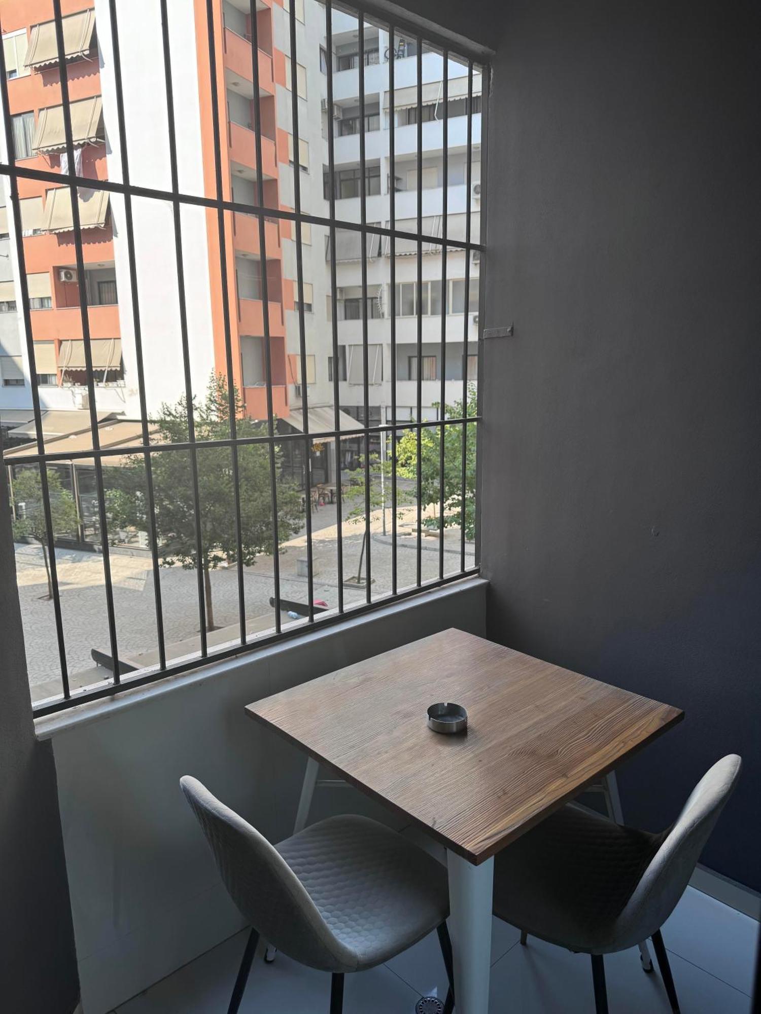 Park Hotel Tirana Yzberish ภายนอก รูปภาพ