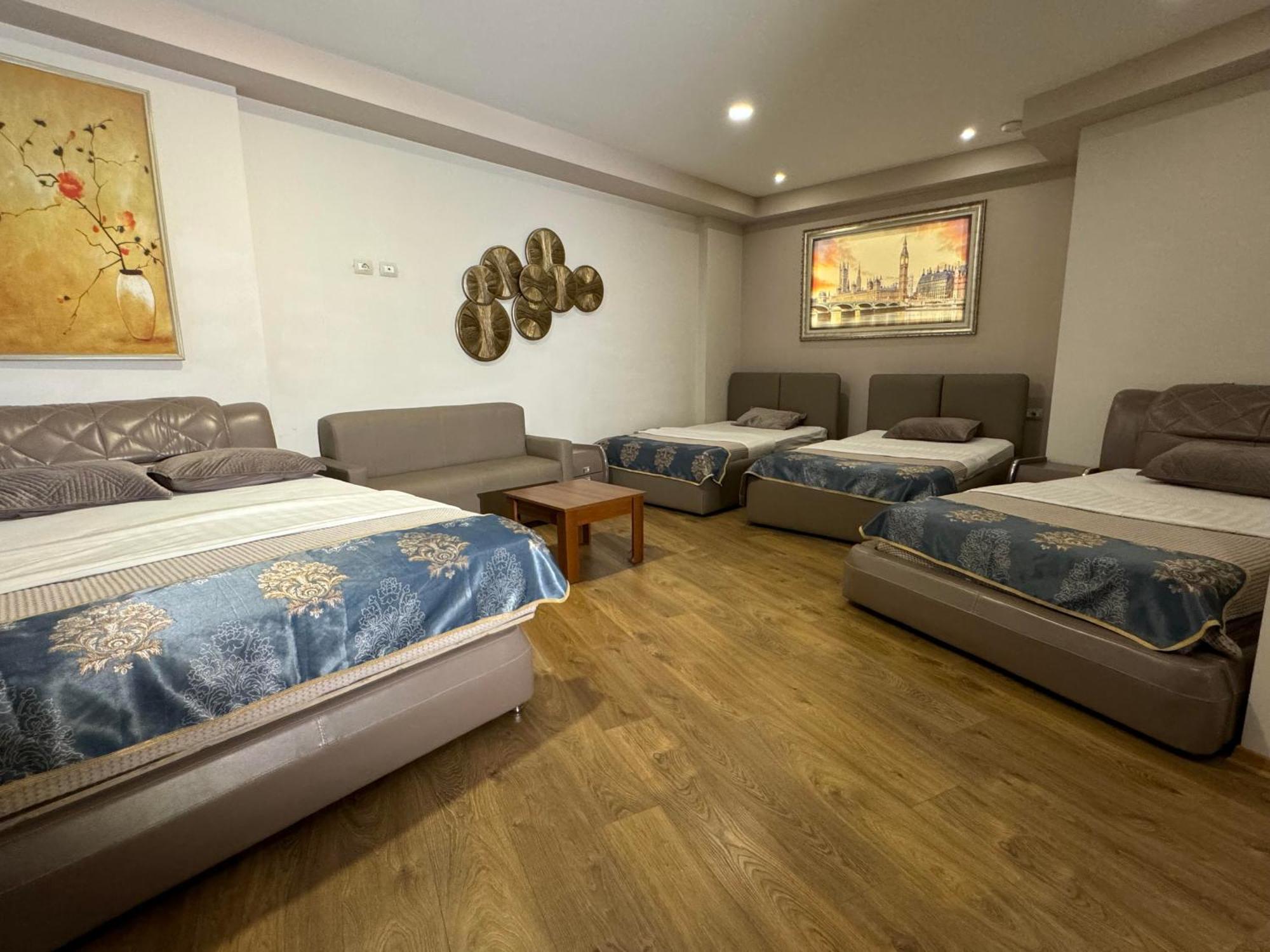 Park Hotel Tirana Yzberish ภายนอก รูปภาพ