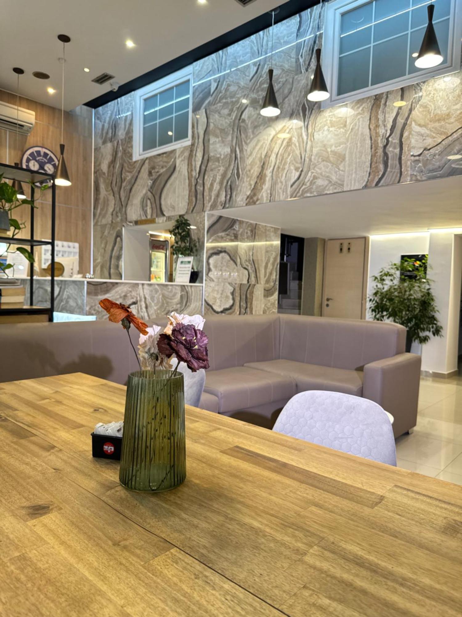 Park Hotel Tirana Yzberish ภายนอก รูปภาพ