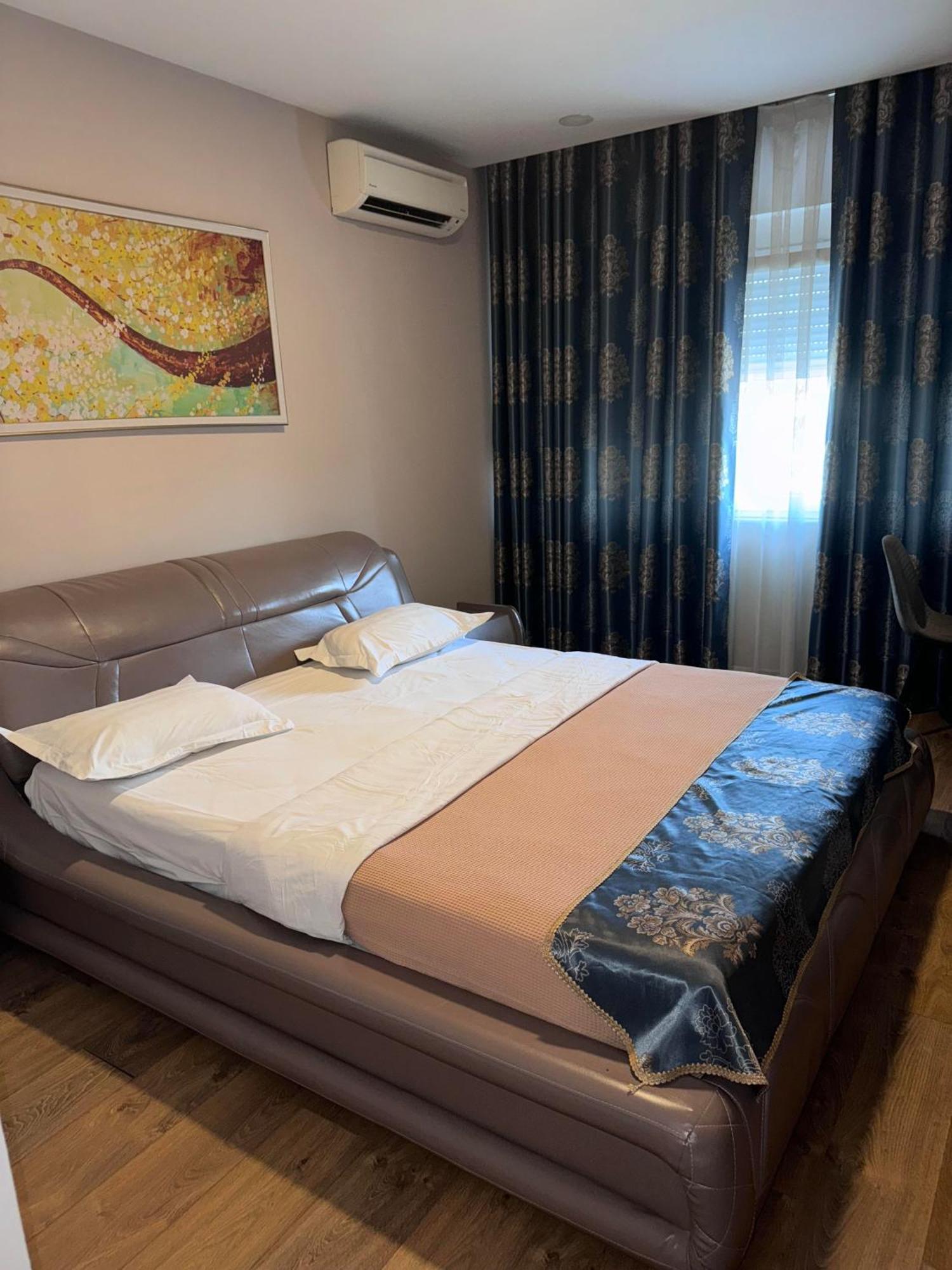 Park Hotel Tirana Yzberish ภายนอก รูปภาพ