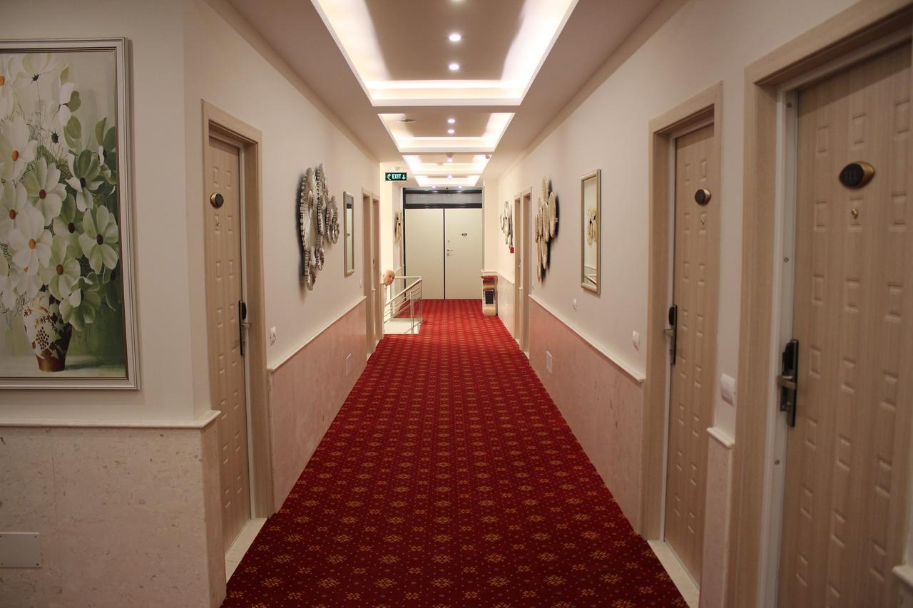 Park Hotel Tirana Yzberish ภายนอก รูปภาพ